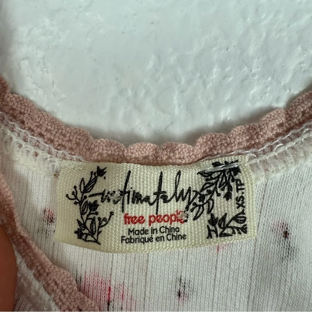 Free People intimately Pink and White Floral crop Top size XS